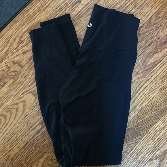 Lululemon Align HR Leggings - Picture 5 of 6